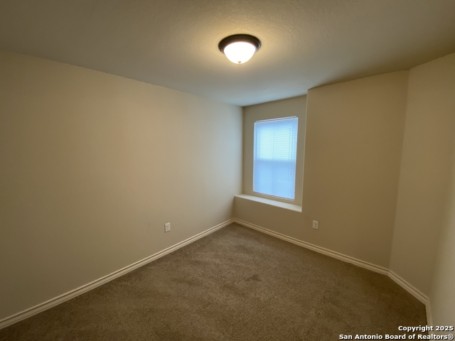 Image 19 of 32 For 6606 Mia Way  102