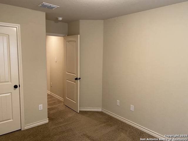 Image 27 of 32 For 6606 Mia Way  102