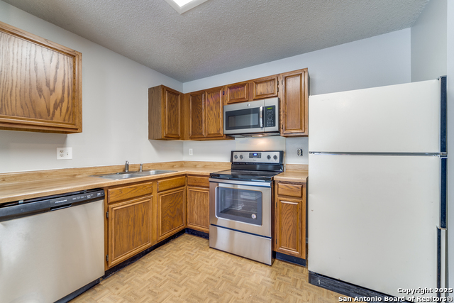 Image 9 of 25 For 7359 Corian Park