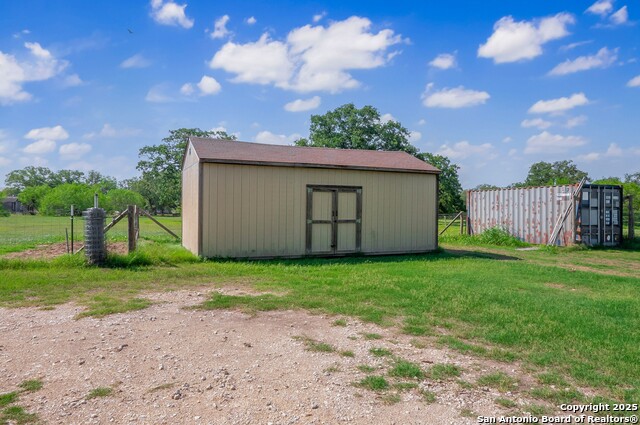 Image 38 of 45 For 5121 County Road 427