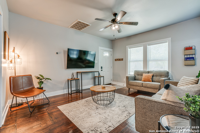 Image 6 of 29 For 719 Elsmere W