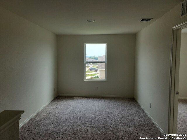 Listing photo id 8 for 6004 River Meadow
