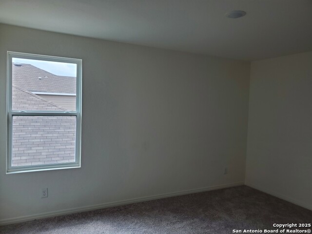 Listing photo id 13 for 6004 River Meadow