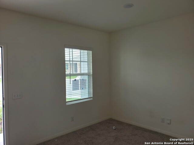 Listing photo id 0 for 6004 River Meadow