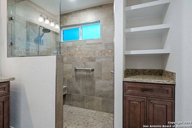 Listing photo id 21 for 3420 Copper Willow