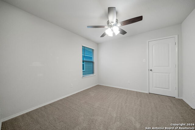 Listing photo id 23 for 3420 Copper Willow