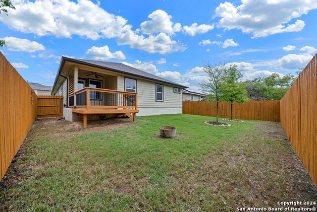 Listing photo id 28 for 3420 Copper Willow