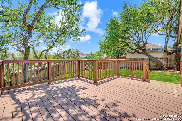 Image 33 of 39 For 526 Parkmont Ct