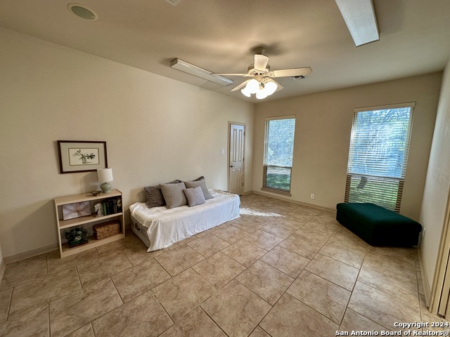 Listing photo id 11 for 14356 Retablo