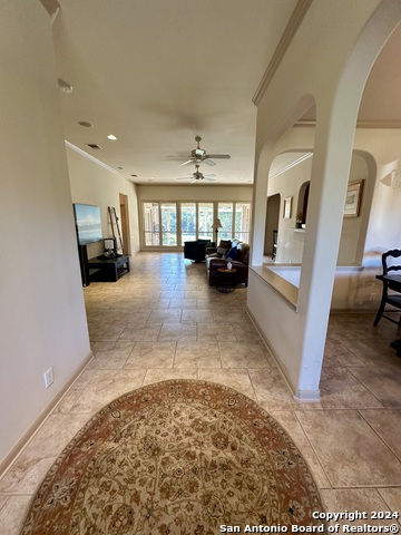 Listing photo id 4 for 14356 Retablo