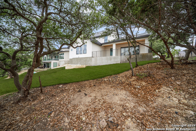 Listing photo id 27 for 25822 Mount Carillon