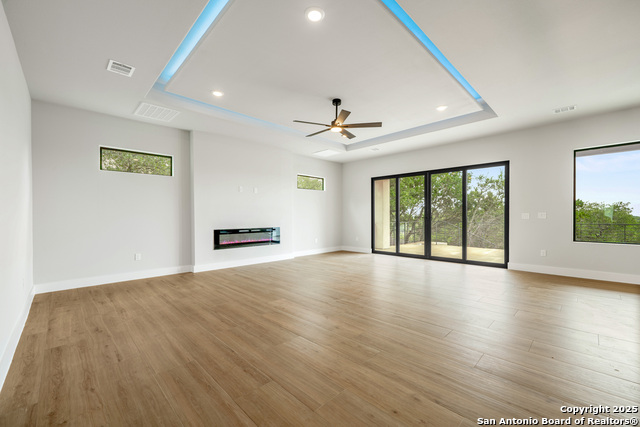 Listing photo id 7 for 25822 Mount Carillon