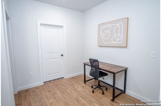 Image 13 of 22 For 1022 Delaware St  1