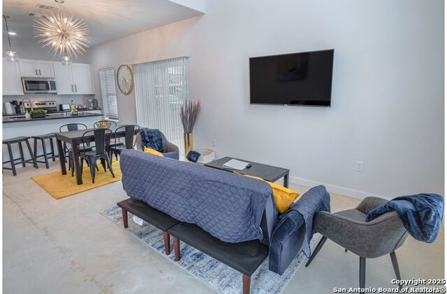 Image 4 of 22 For 1022 Delaware St  1
