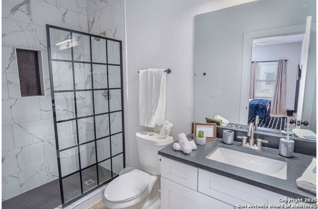 Image 8 of 22 For 1022 Delaware St  1