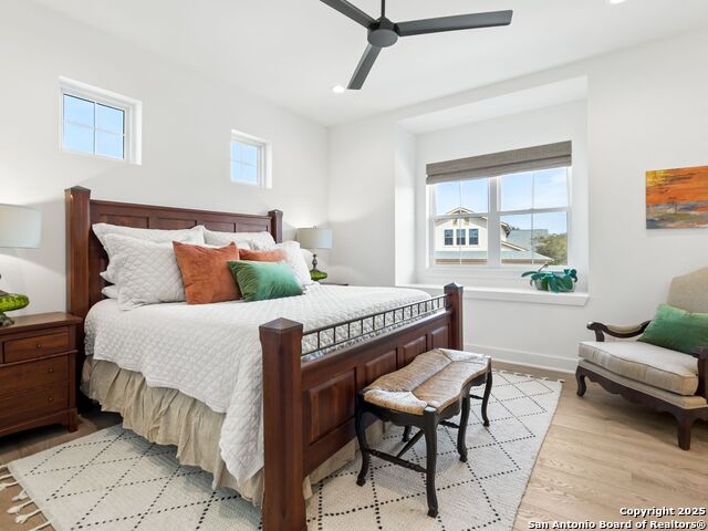 Image 26 of 33 For 8030 Colonial Woods