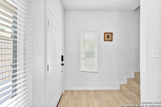 Image 13 of 51 For 523 Ruiz St, Unit 101  101