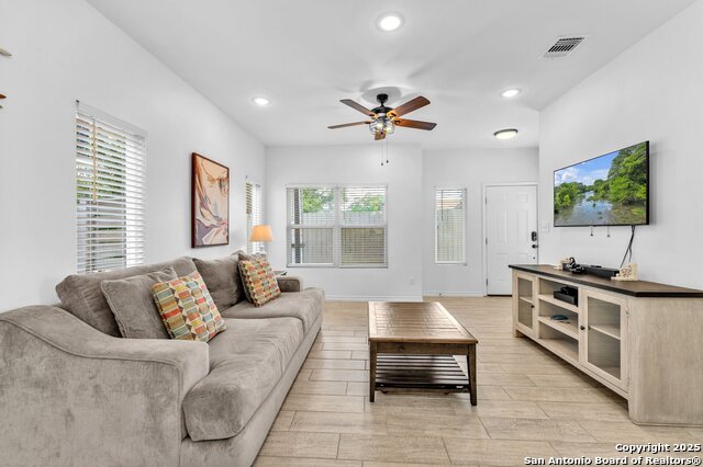 Image 15 of 51 For 523 Ruiz St, Unit 101  101