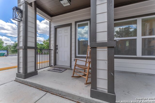 Image 5 of 51 For 523 Ruiz St, Unit 101  101