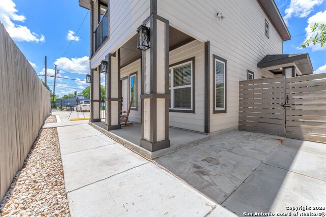 Image 9 of 51 For 523 Ruiz St, Unit 101  101