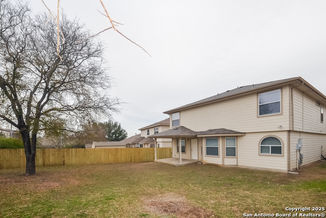 Image 14 of 15 For 3911 Blue Oak