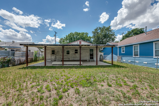 Image 10 of 12 For 1218 Kyle St
