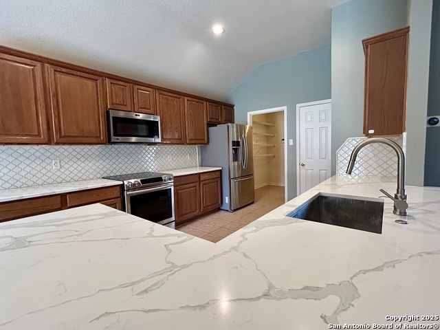 Image 14 of 36 For 9522 Haviland