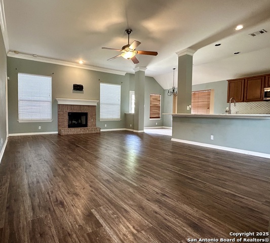 Image 3 of 36 For 9522 Haviland