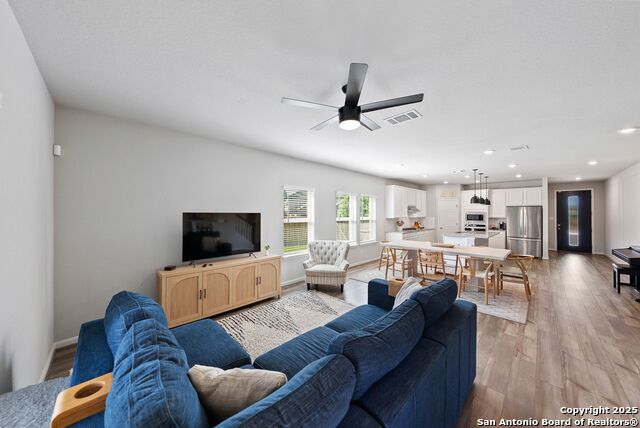Image 16 of 65 For 2315 Pennilynn Way