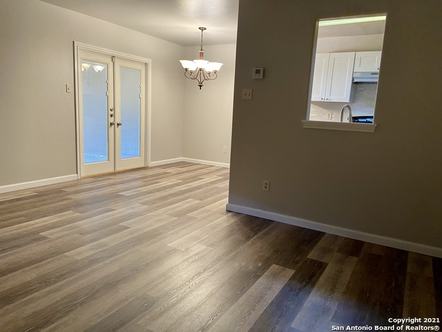 Image 10 of 14 For 8139 Rustic Park