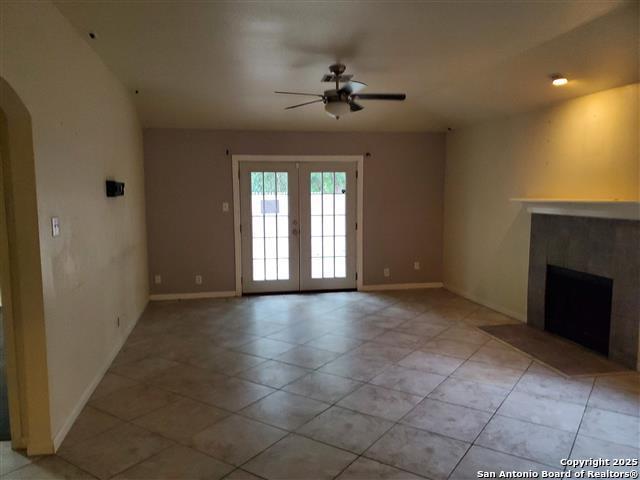 Image 4 of 12 For 4218 Swan Forest