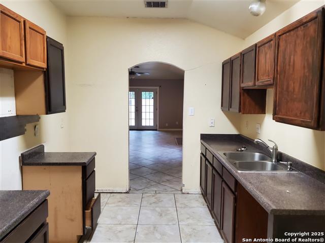 Image 7 of 12 For 4218 Swan Forest