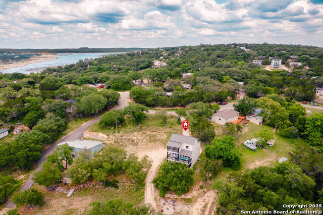 Image 30 of 52 For 2488 Waterfront Park Dr