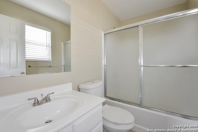 Image 10 of 15 For 9318 Maple Silver