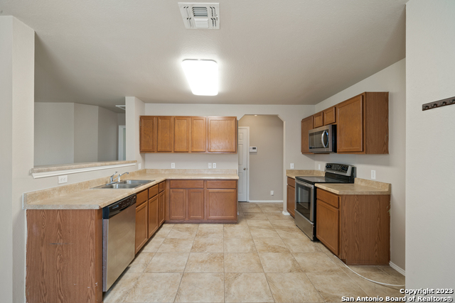 Image 11 of 35 For 3606 Ponderosa Bend