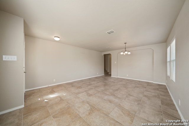 Image 16 of 35 For 3606 Ponderosa Bend