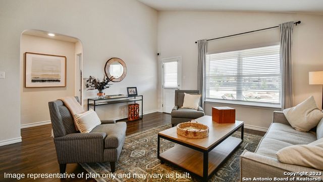 Listing photo id 5 for 12123 Jasper Stream