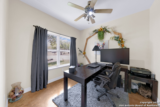 Listing photo id 24 for 221 County Road 6874