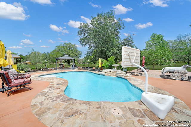 Listing photo id 2 for 221 County Road 6874