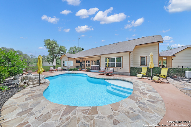 Listing photo id 6 for 221 County Road 6874