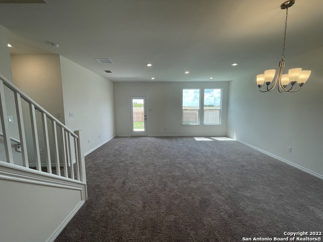 Image 14 of 39 For 3917 Woodside