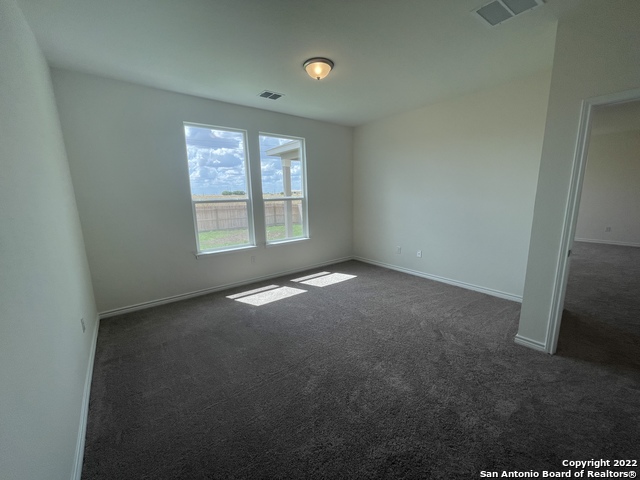 Image 16 of 39 For 3917 Woodside