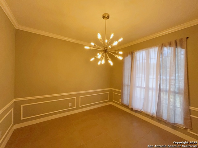 Image 9 of 59 For 8708 Laurel Canyon Dr