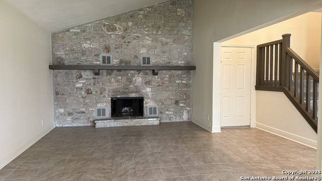 Image 4 of 22 For 1706 Longfield Dr