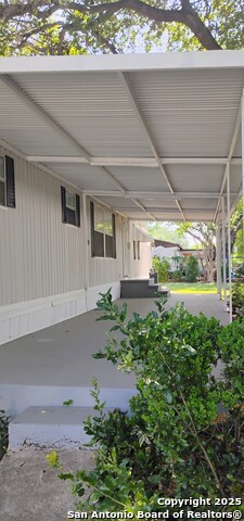 Image 2 of 20 For 8416 Northmont Dr