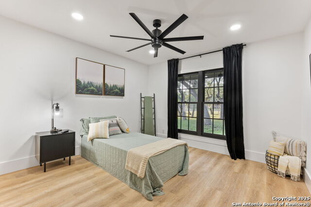 Image 30 of 47 For 3740 Ridgeway