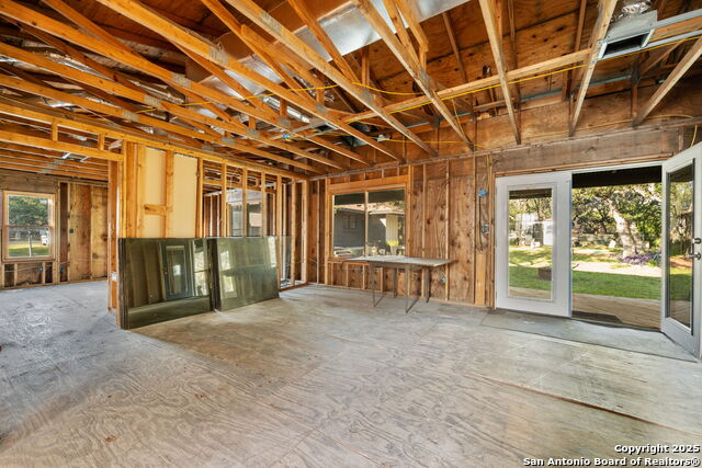 Image 36 of 47 For 3740 Ridgeway