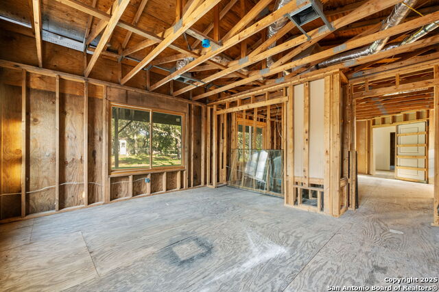 Image 37 of 47 For 3740 Ridgeway