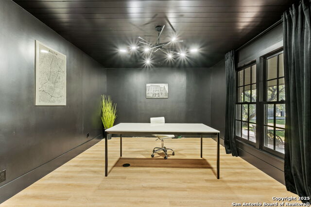 Image 7 of 47 For 3740 Ridgeway