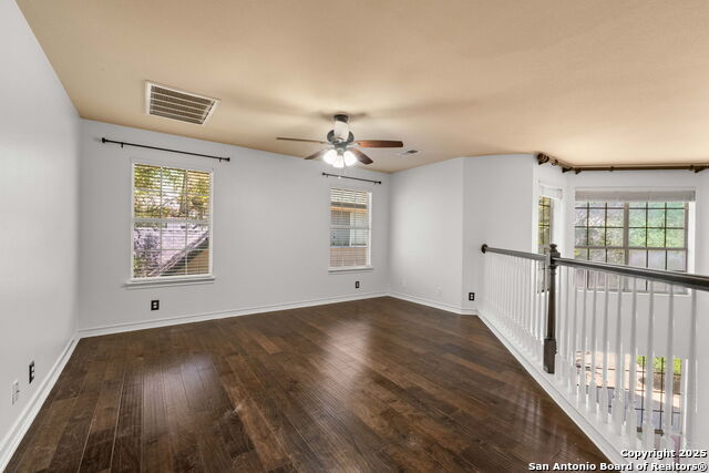 Image 24 of 42 For 2611 Caravan Circle